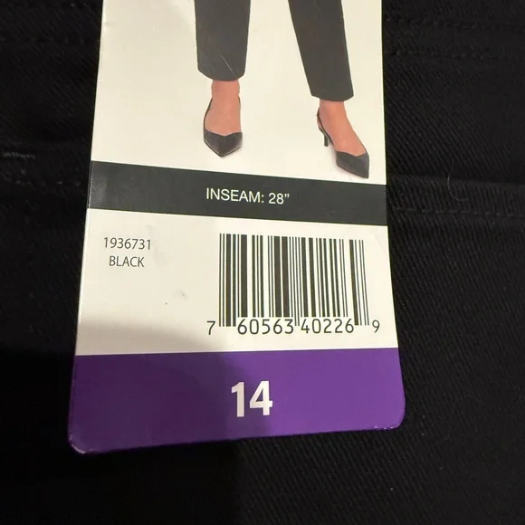 Express Black Straight Ankle Pants - Picture 3 of 4